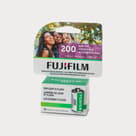 Moment Fujifilm 600022186 Fujicolor 200 36 Exp Single Roll Carded 01