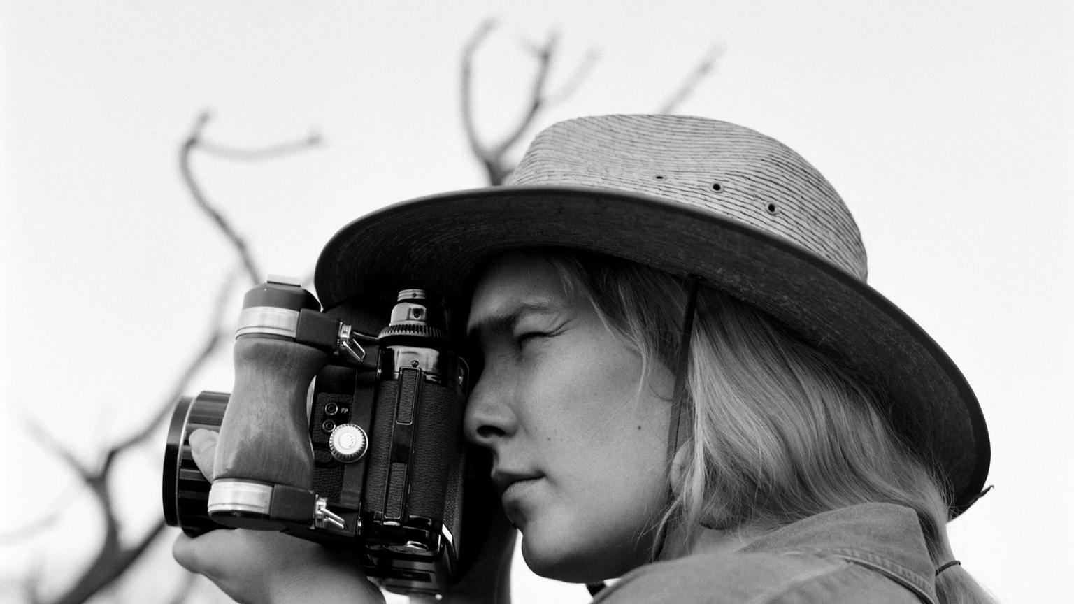 Gift Guide for Film Photographers and Road Trip Lovers | Image by Isabelle Baldwin