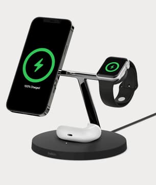 Moment Belkin WIZ009tt BK 3 in 1 Wireless Charger with Magsafe Black 02
