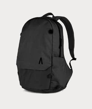 Moment DPS CD BLK Rennen Recycled Laptop Daypack 22 L Black 02