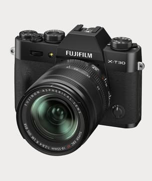 Moment Fujifilm 16759677 X T30 II Body with XC18 55mm Lens Kit Black 02