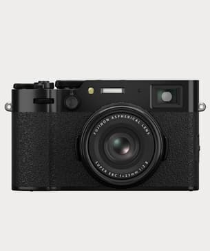Moment Fujifilm 16821913 X100 VI APS C Digital Rangefinder Camera Black Thumbnail