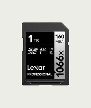 Moment Lexar Professional SDXC 1 TB Memory Card 01