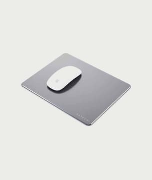 Shopmoment Satechi Aluminum Mouse Pad 2