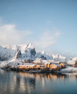 Lofoten Islands Photo Tour: Stunning Auroras and Picturesque Fishing Villages