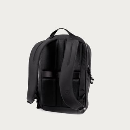 Moment Everything Backpack 17 L Black 2