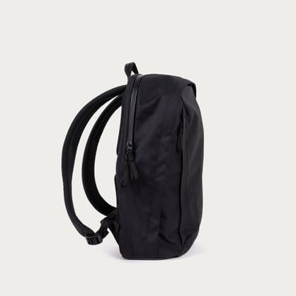 Moment Everything Backpack 17 L Black 3