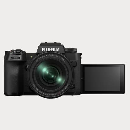 Moment Fujifilm 16781591 X H2 Body Black with XF16 80mm F4 R OIS WR Lens Kit 04