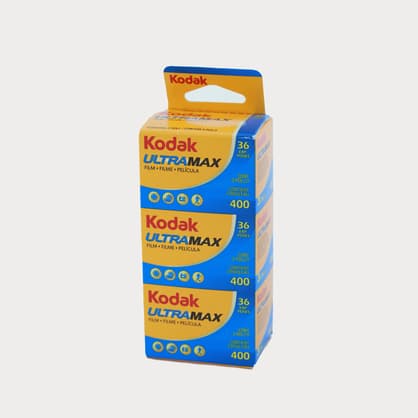 Moment Kodak 1024389 Ultra Max 35mm 36 exp 3 Pack 01