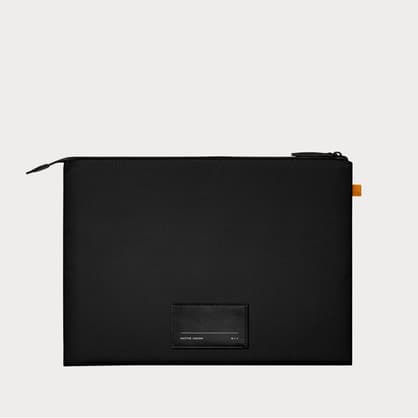 Moment Native Union STOW LT MBS BLK 16 W F A Laptop Sleeve for Mac Book 1622 Black 02