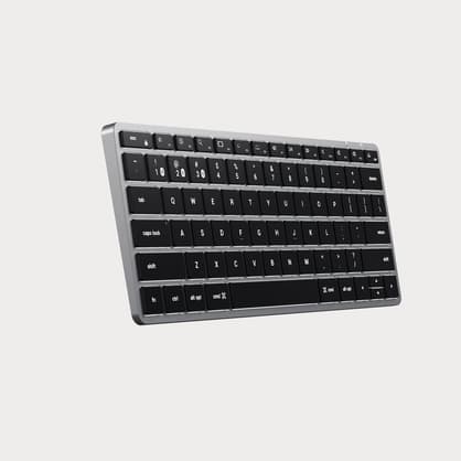 Moment Satechi ST BTSX1 M Slim X1 Bluetooth Backlit Keyboard Space Gray 02