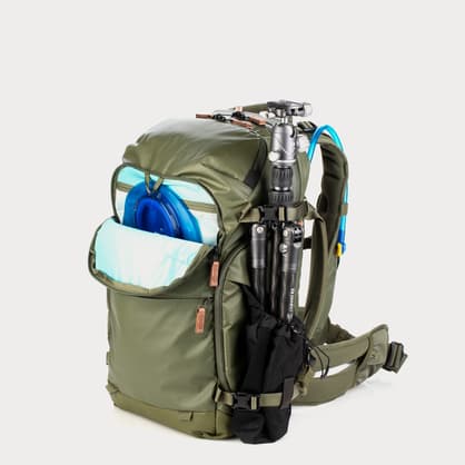 Moment Shimoda 520 153 Explore V2 25 Starter Kit with Small Mirrorless Core Unit Army Green 03