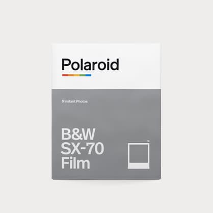 Moment polaroid 6005 BW Film for SX 70 01