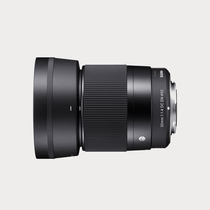 Sigma 30mm F1.4 Contemporary DC DN Lens (302965) - Moment