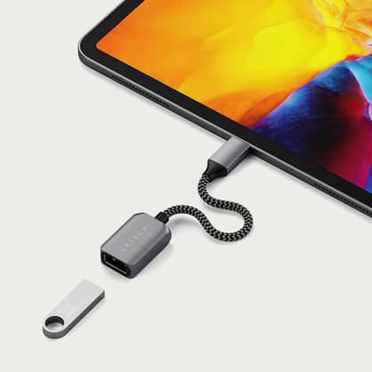 Shopmoment Satechi USB C to USB 3 0 Adapter Cable w i Pad and flash drive