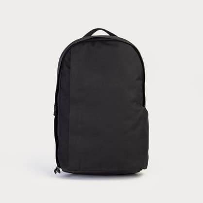 Moment MTW backpack black 21 L 01