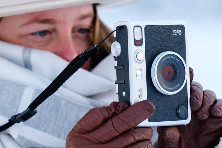 Fujifilm 16745183 Instax Mini Evo Hybrid Instant Camera lifestyle Martin Reisch safesolvent 03