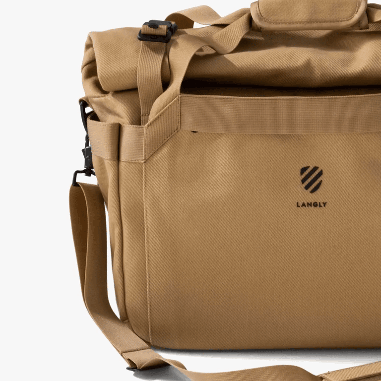 Moment Langly WKNDFLT0 SND Weekender Flight Bag With Cube features