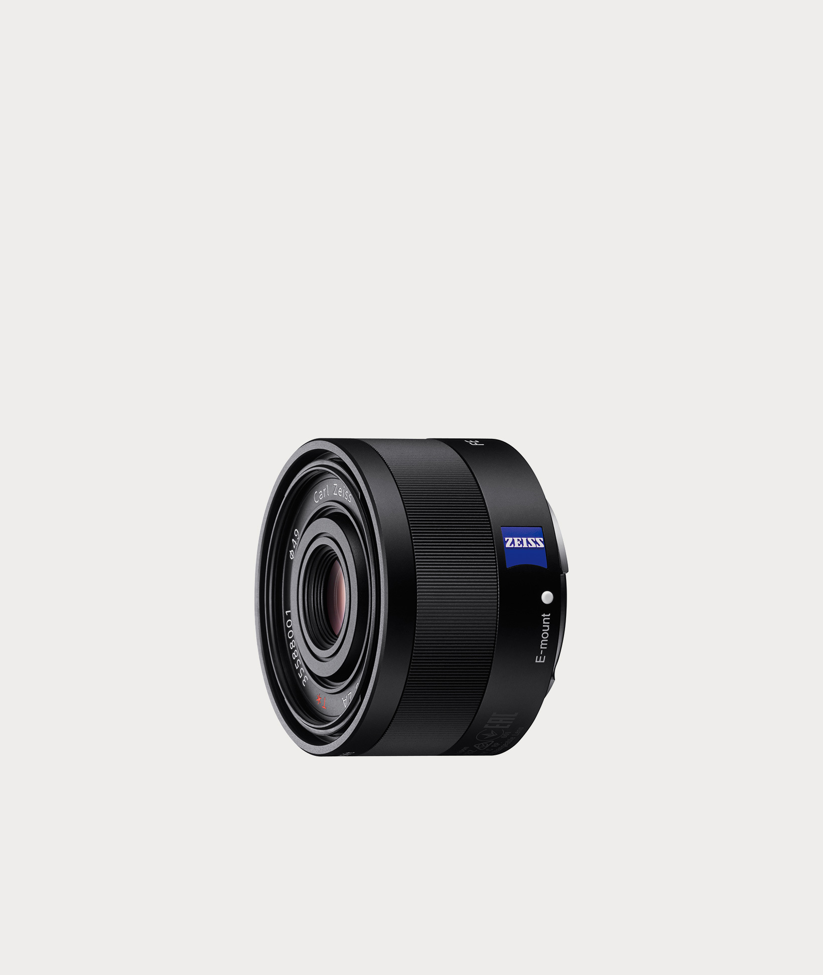 Sony Sonnar T* FE 35mm f/2.8 Lens (SEL35F28Z) - Moment