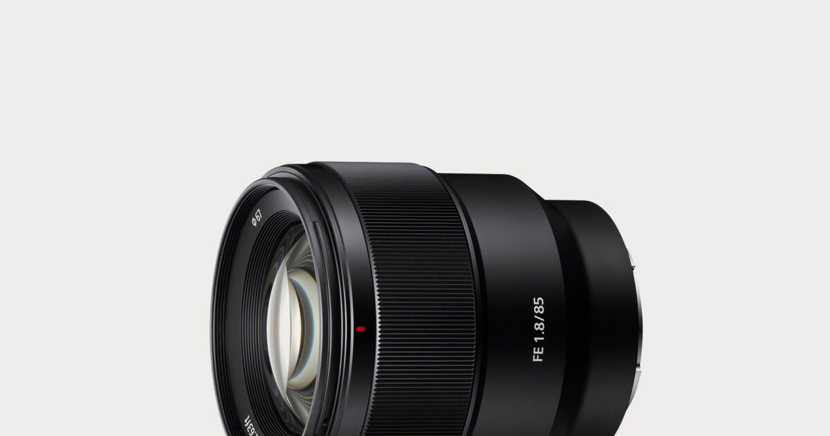 Sony FE 85mm f1.8 Lens (SEL85F18/2) - Moment