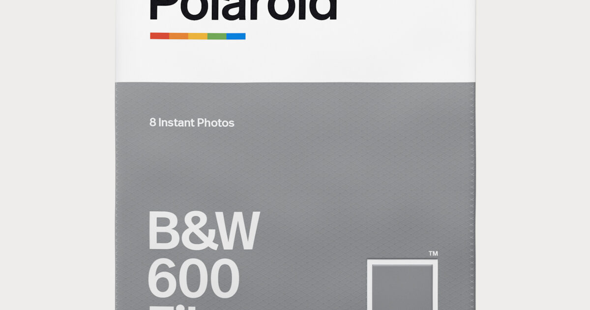 Polaroid 600 Black and White Instant FIlm (6003) - Moment