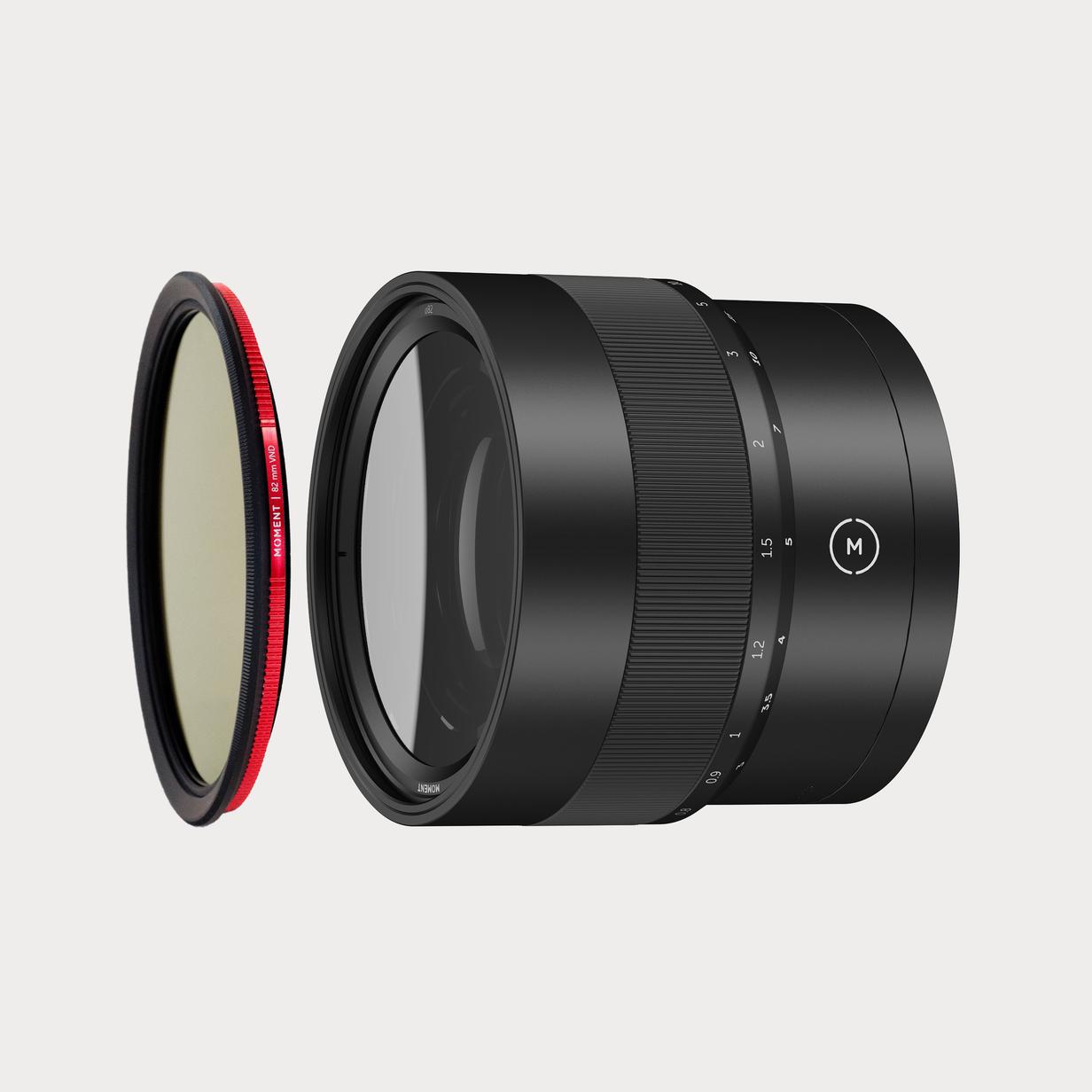 Moment 1 33x Anamorphic Lens Adapter82mm VND Bundle 01