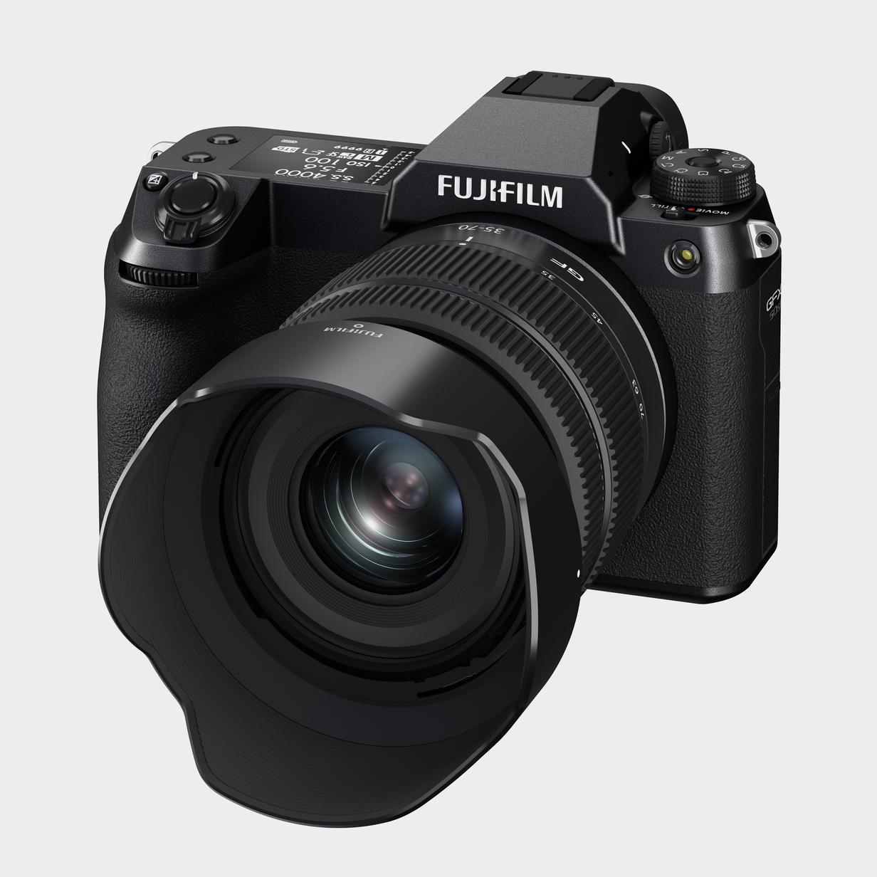 Moment Fujifilm 600022313 GFX50 S II Body with FUJINON GF35 70mm F4 5 5 6 Lens Kit 01