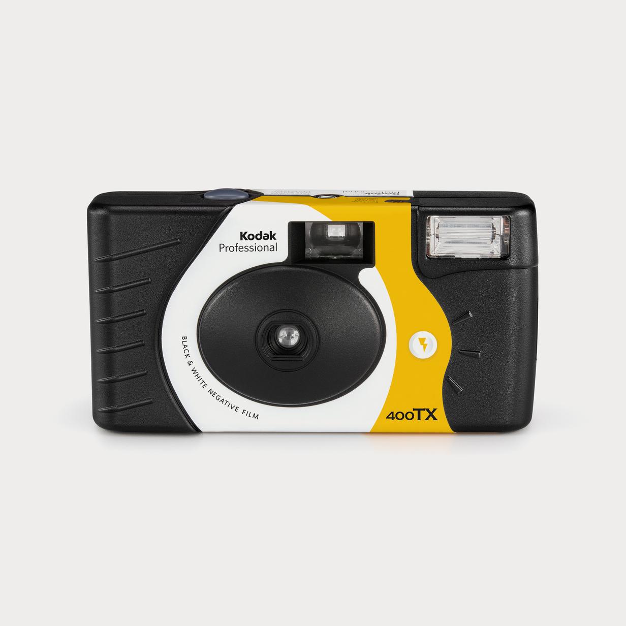 Moment Kodak 1074418 Professional Tri X 400 Single Use Camera 01
