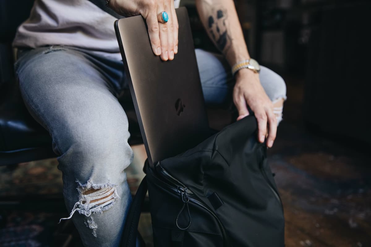 The Best Laptop Bags for Traveling Digital Nomads